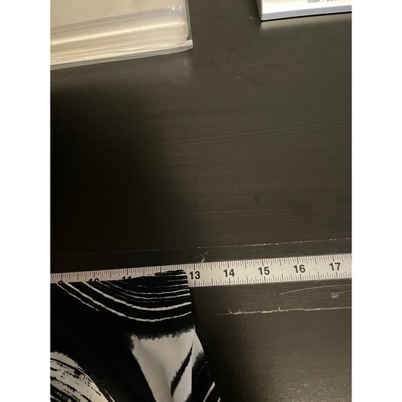 Jonden Skirt Womens Medium Black White Abstract Print Flounce Hem Y2K READ - Picture 4 of 6